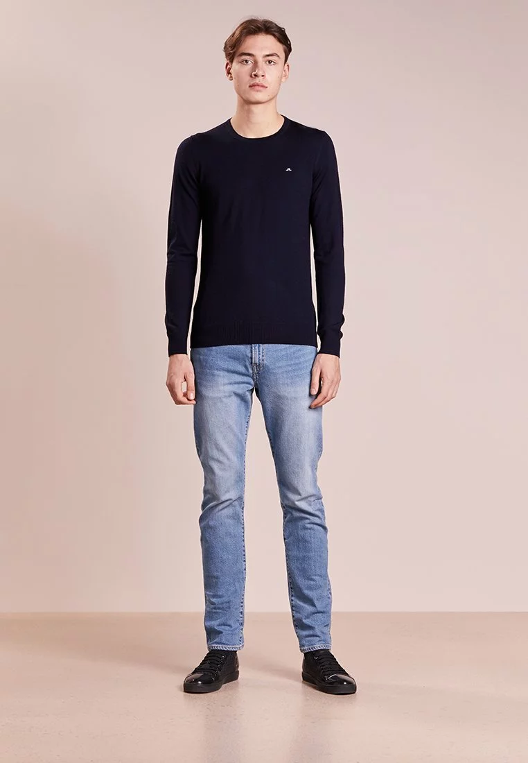 J.LINDEBERGLYLE TRUE MERINO - Stickad Tröja - Navy 2 J.LINDEBERGLYLE TRUE MERINO - Stickad Tröja - Navy - Bild 2