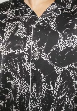 J.LINDEBERGSkjorta - Black -J.Lindeberg Affär 02c782f24f4b44588b7aabd6a205191e