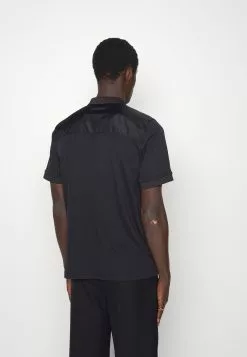 J.LINDEBERGDANILO HYBRID - Piké - Black 10 J.LINDEBERGDANILO HYBRID - Piké - Black -J.Lindeberg Affär 07ff44f2be224127a737b67bd7f0866f