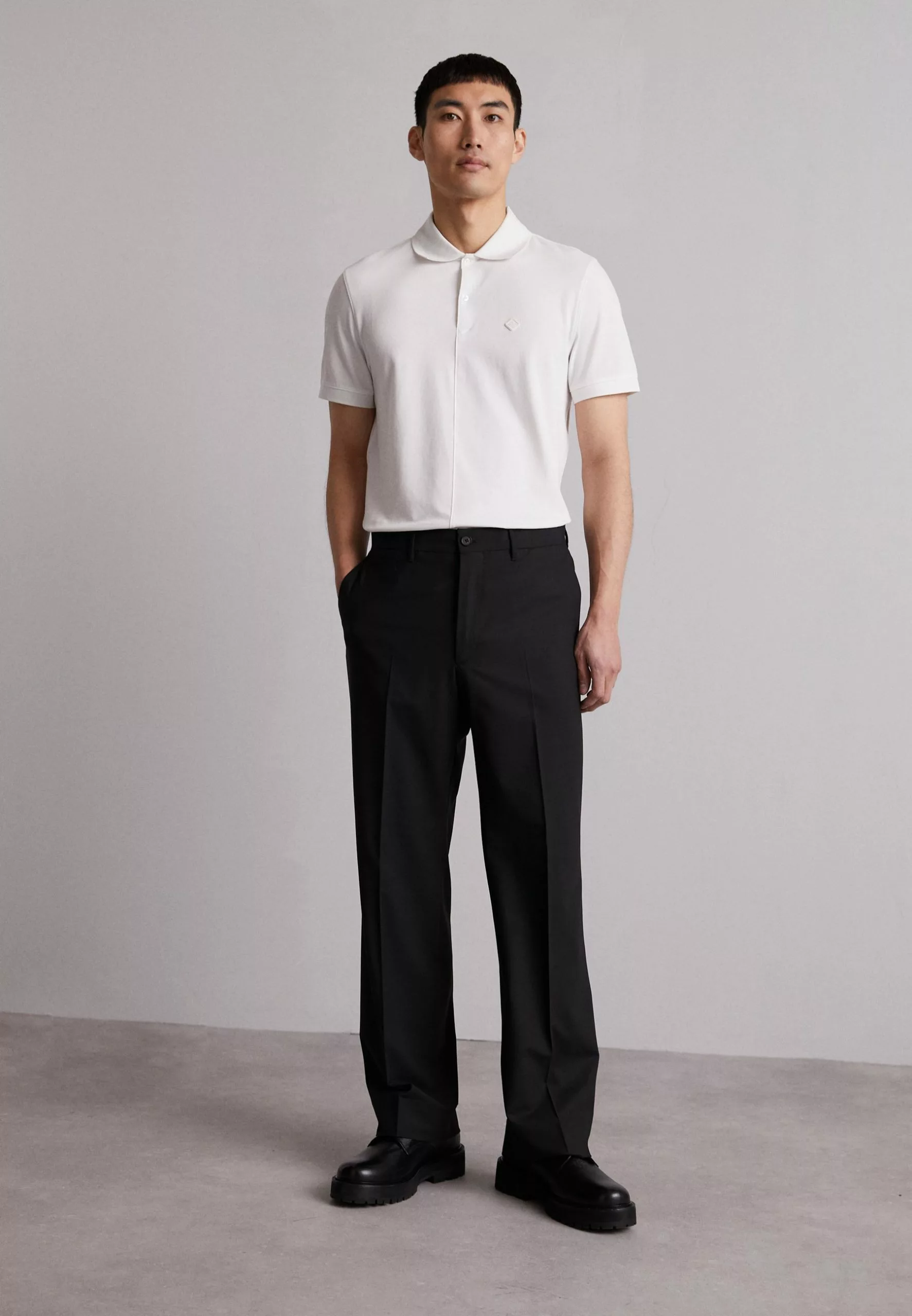 J.LINDEBERGHAIJ SUMMER PANTS - Kostymbyxor - Black 2 J.LINDEBERGHAIJ SUMMER PANTS - Kostymbyxor - Black - Bild 2