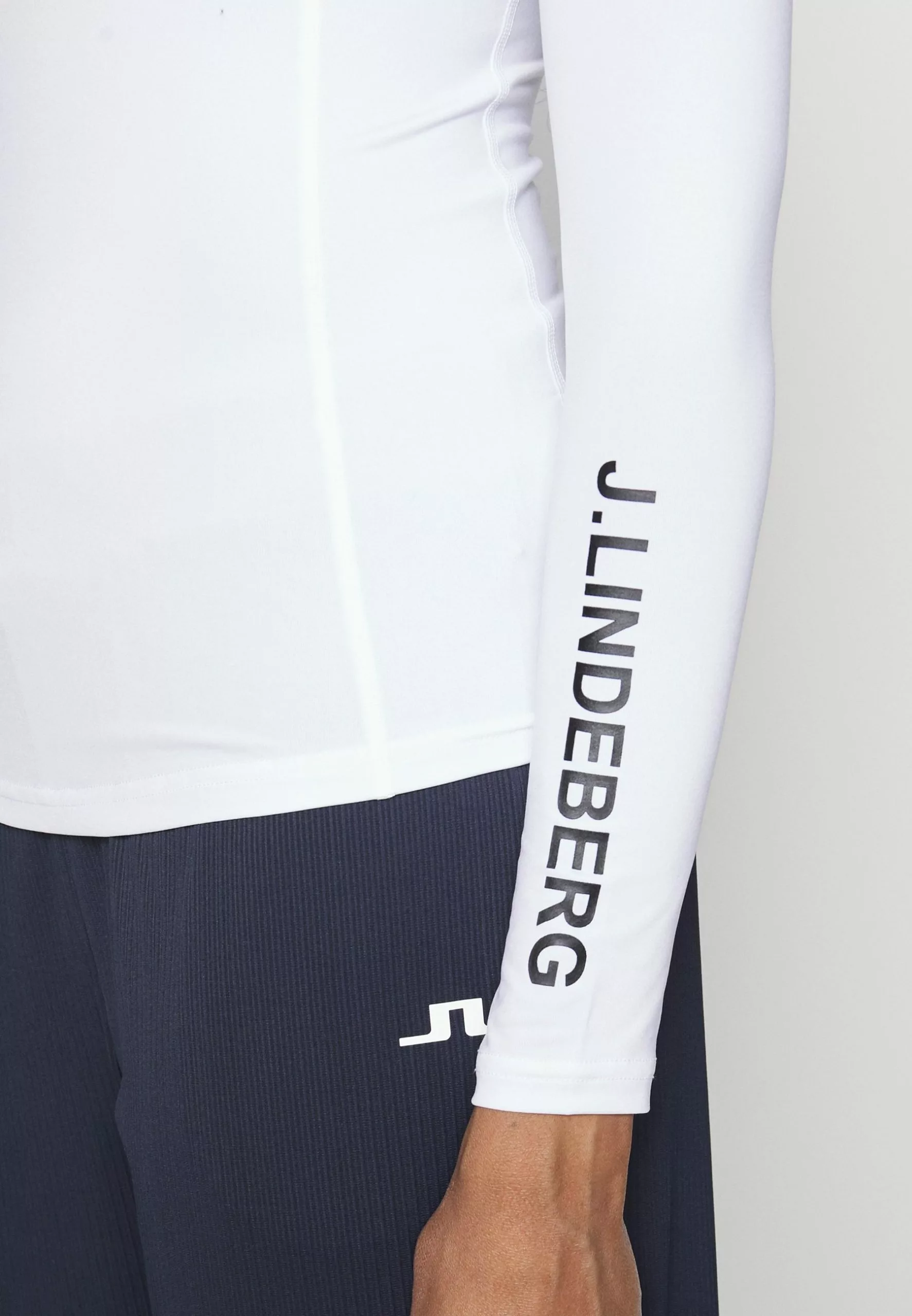 J.Lindeberg SportsASA SOFT COMPRESSION - T-shirt Till Träning - White 6 J.Lindeberg SportsASA SOFT COMPRESSION - T-shirt Till Träning - White - Bild 6