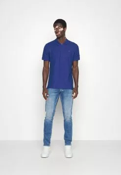 J.LINDEBERGARLO LOGO PATCH - Piké - Navy Peony 11 J.LINDEBERGARLO LOGO PATCH - Piké - Navy Peony -J.Lindeberg Affär 172945254e0c4bc9b5103996231eb2b8