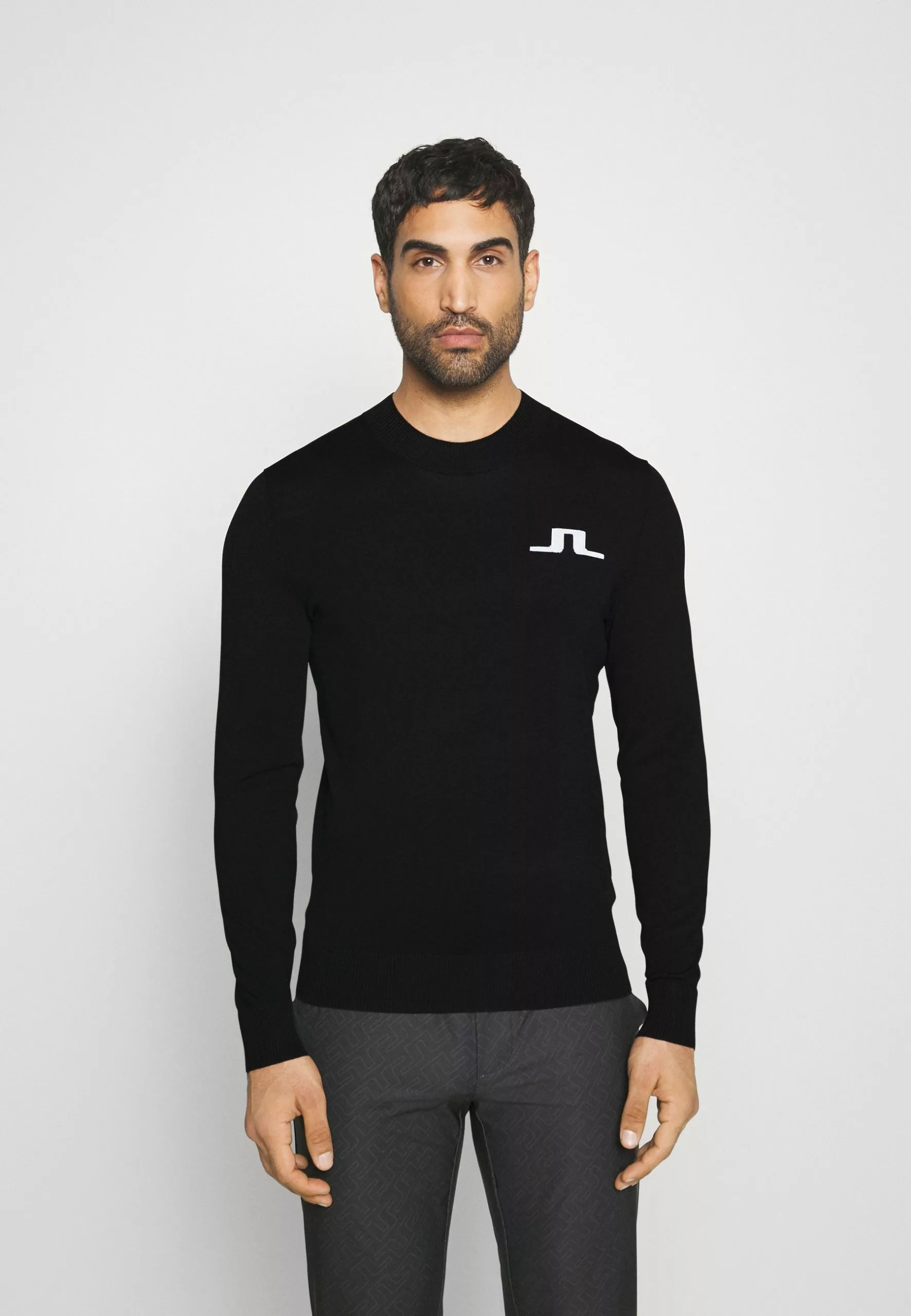 J.LINDEBERGGUS - Stickad Tröja - Black 1 J.LINDEBERGGUS - Stickad Tröja - Black