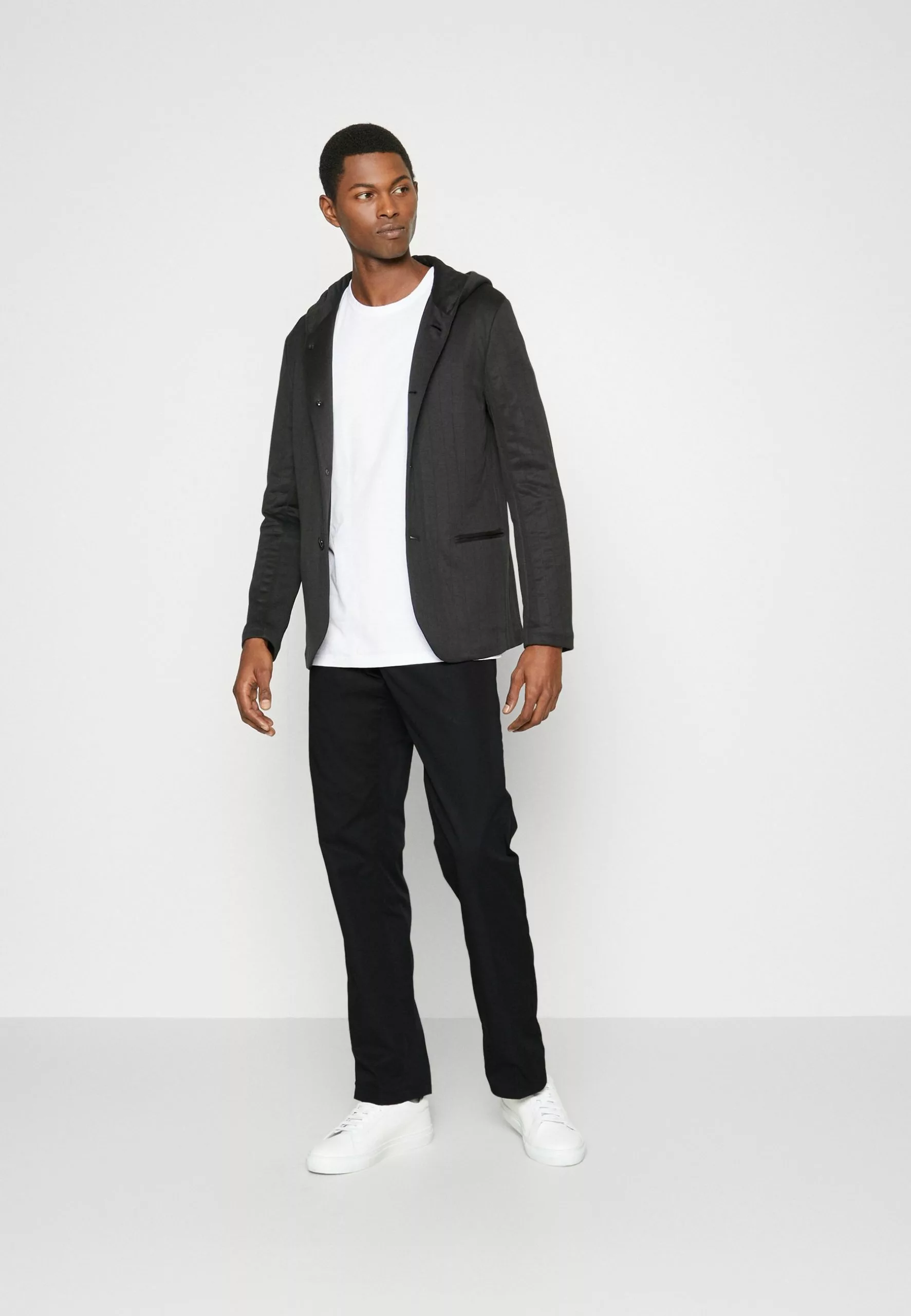 J.LINDEBERGDROPPER LIGHT PANTS - Tygbyxor - Black 2 J.LINDEBERGDROPPER LIGHT PANTS - Tygbyxor - Black - Bild 2