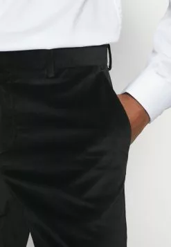 J.LINDEBERGLIAM VELVET PANTS - Kostymbyxor - Black 9 J.LINDEBERGLIAM VELVET PANTS - Kostymbyxor - Black -J.Lindeberg Affär 2369a61d1342411d8d8ba5a17d012b36