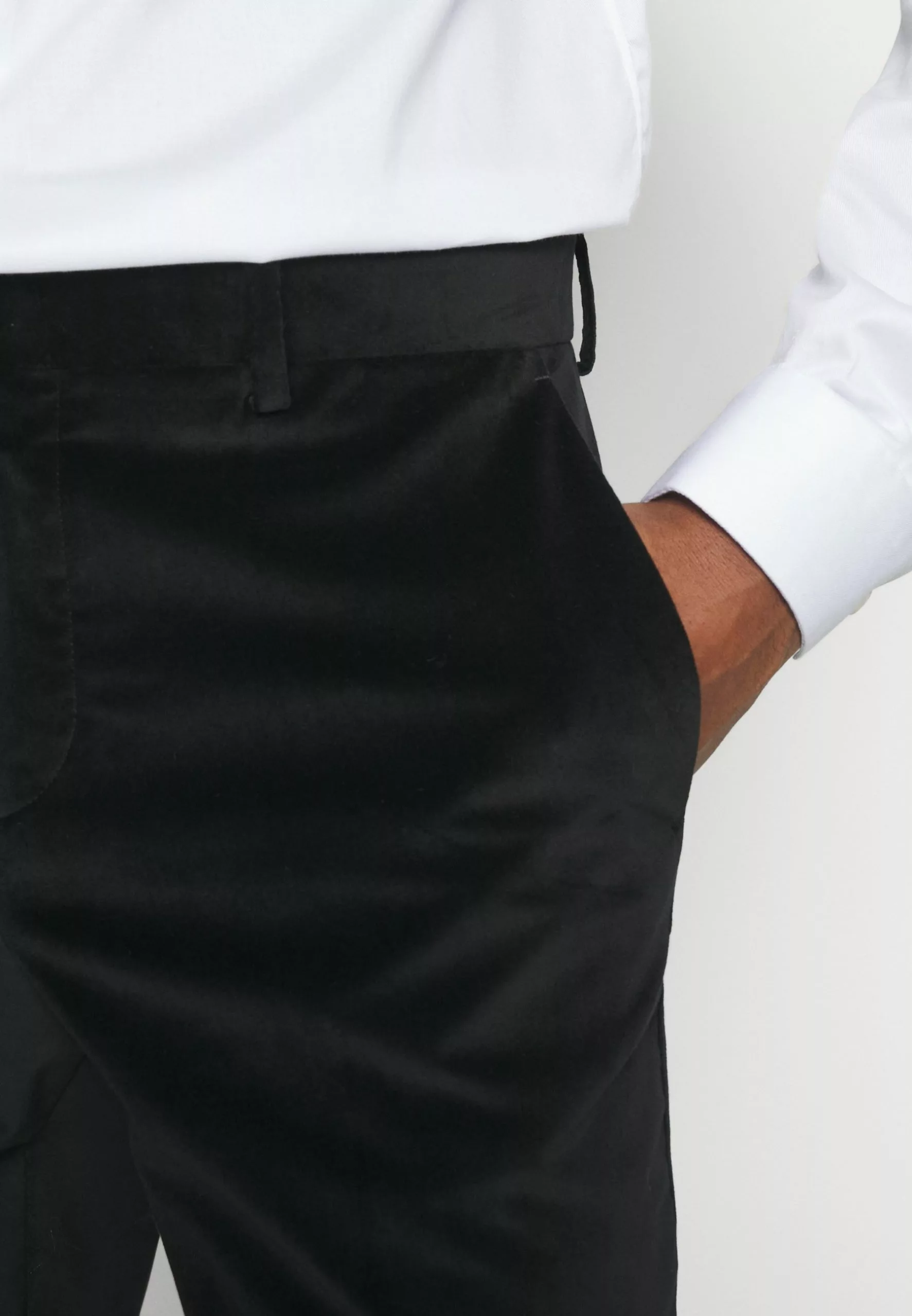 J.LINDEBERGLIAM VELVET PANTS - Kostymbyxor - Black 5 J.LINDEBERGLIAM VELVET PANTS - Kostymbyxor - Black - Bild 5