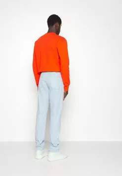 J.LINDEBERGCODY - Jeans Straight Leg - Light Blue 10 J.LINDEBERGCODY - Jeans Straight Leg - Light Blue -J.Lindeberg Affär 25b82736d0234880932a28ca34991448