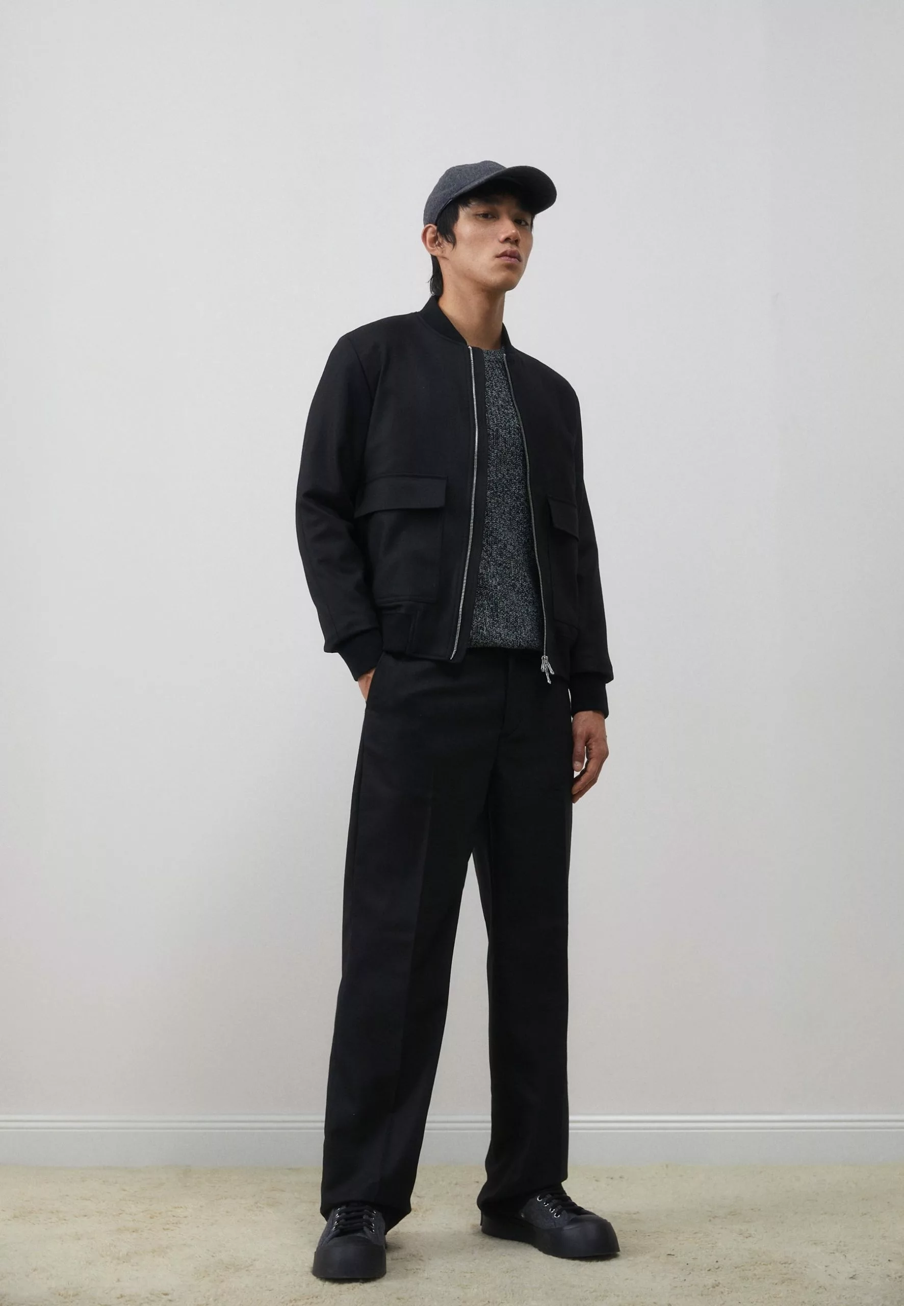 J.LINDEBERGHAIJ PANTS - Tygbyxor - Black 2 J.LINDEBERGHAIJ PANTS - Tygbyxor - Black - Bild 2