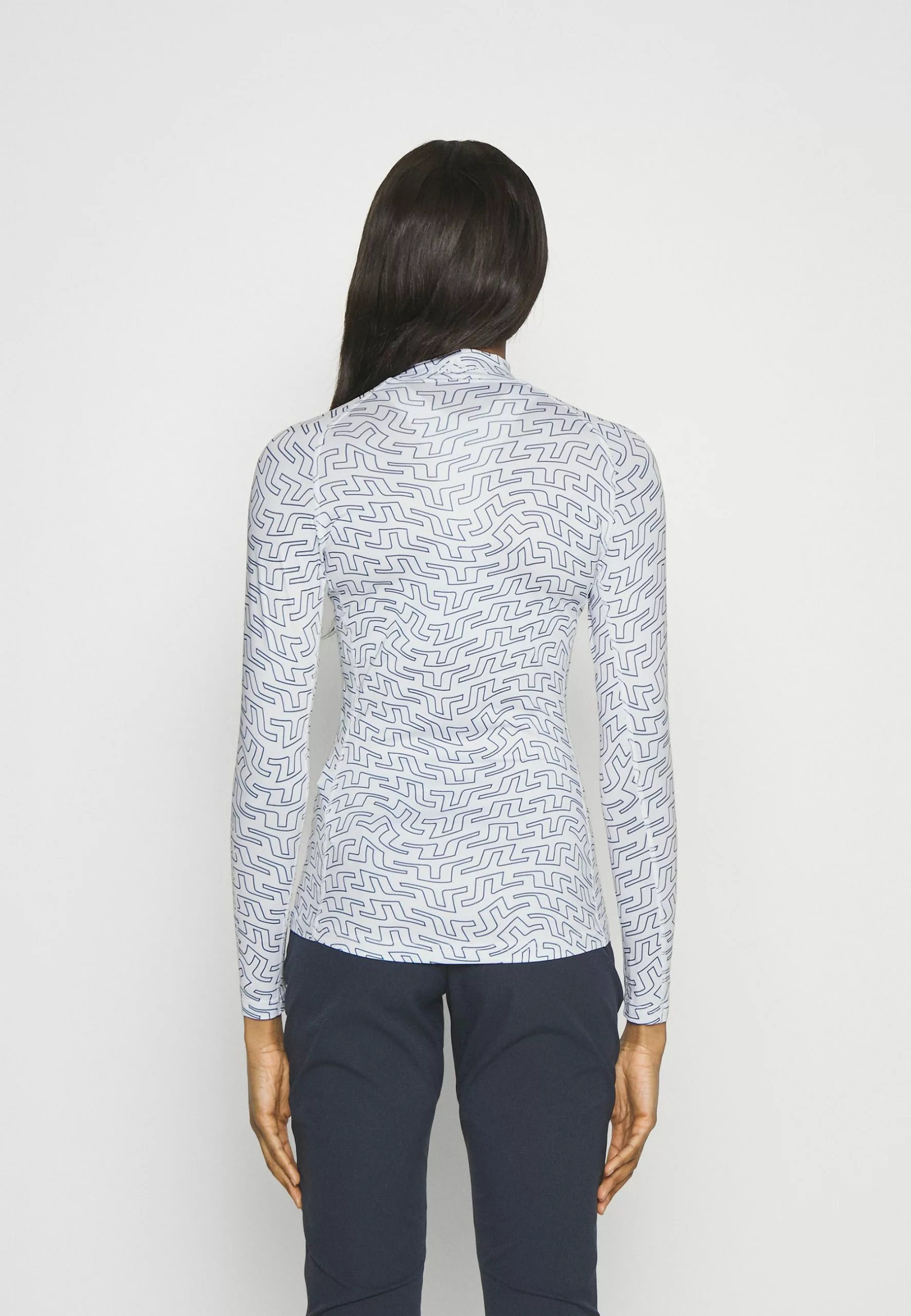 J.Lindeberg SportsASA SOFT COMPRESSION - Långärmad Tröja - White Outline Bridge Swirl 3 J.Lindeberg SportsASA SOFT COMPRESSION - Långärmad Tröja - White Outline Bridge Swirl - Bild 3