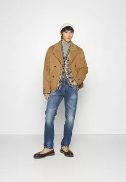 J.LINDEBERGCODY WORN VINTAGE - Jeans Slim Fit - Mid Blue 12 J.LINDEBERGCODY WORN VINTAGE - Jeans Slim Fit - Mid Blue -J.Lindeberg Affär 2b242c68a8fe488ebcfff1945319b71b