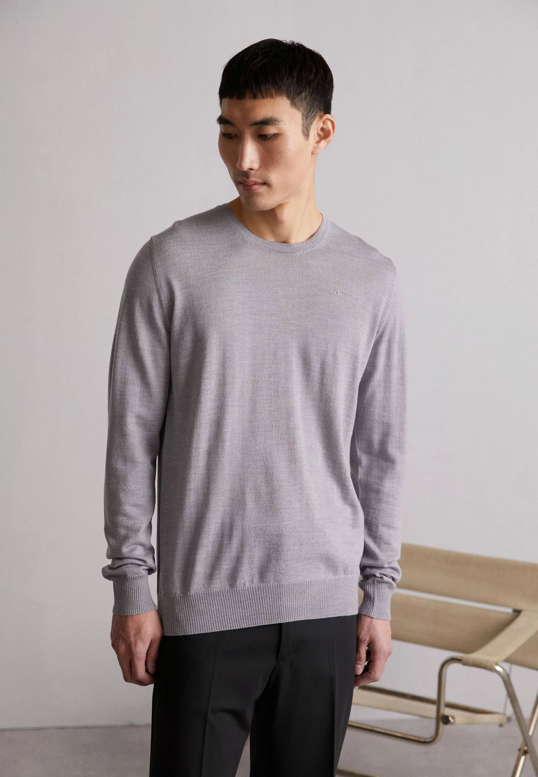 J.LINDEBERGLYLE LIGHT CREW NECK - Stickad Tröja - Light Grey Melange 1 J.LINDEBERGLYLE LIGHT CREW NECK - Stickad Tröja - Light Grey Melange