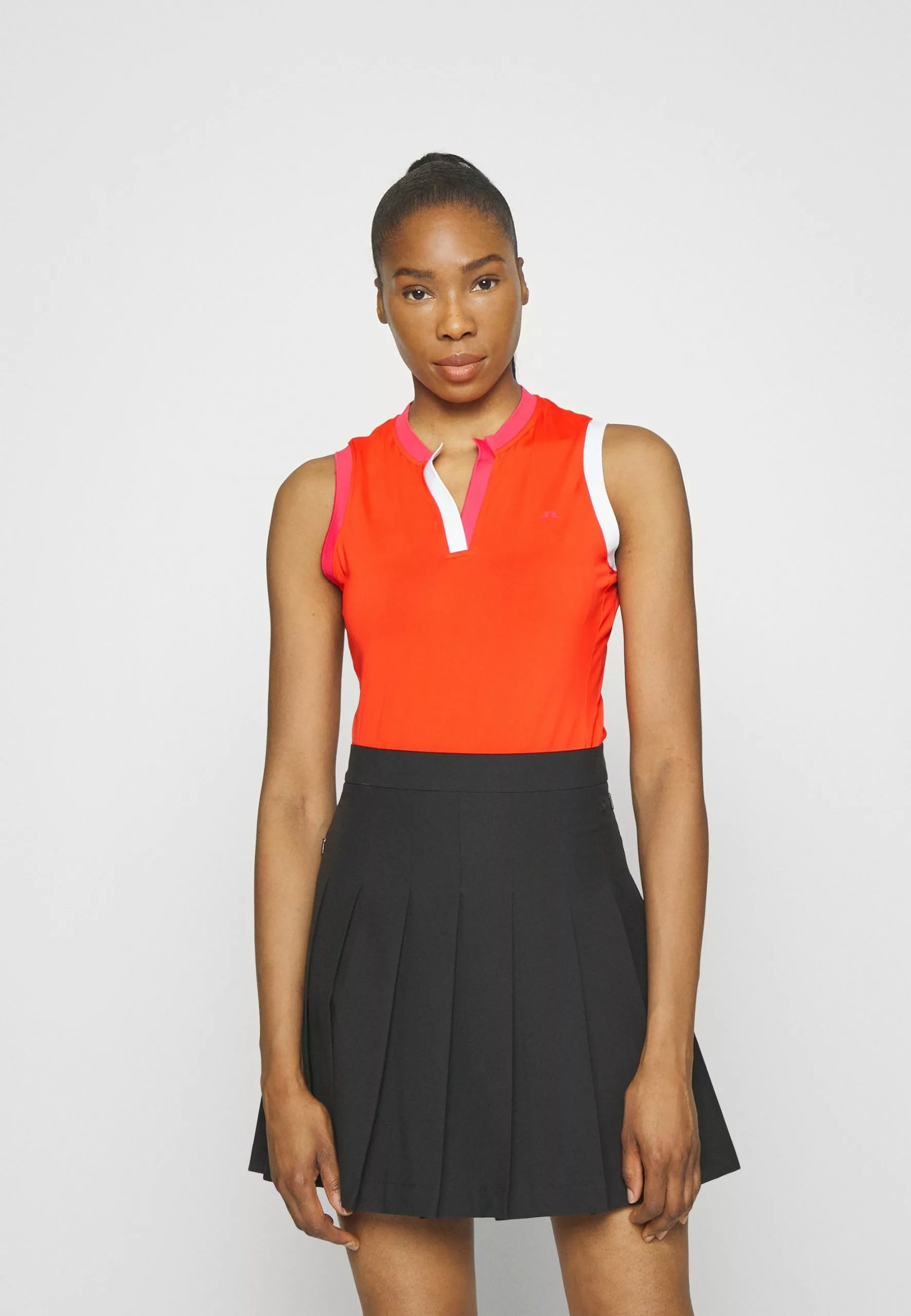 J.Lindeberg SportsAURORA SLEEVELESS - Linne - Fiery Red 1 J.Lindeberg SportsAURORA SLEEVELESS - Linne - Fiery Red