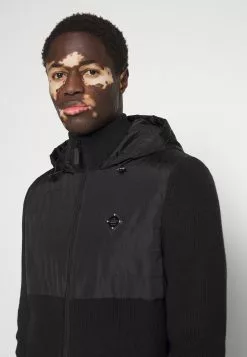 J.LINDEBERGPERRY HYBRID HOOD JACKET - Kofta - Black 13 J.LINDEBERGPERRY HYBRID HOOD JACKET - Kofta - Black -J.Lindeberg Affär 3aad18d3ad434f4f997c7f89d5abf45e