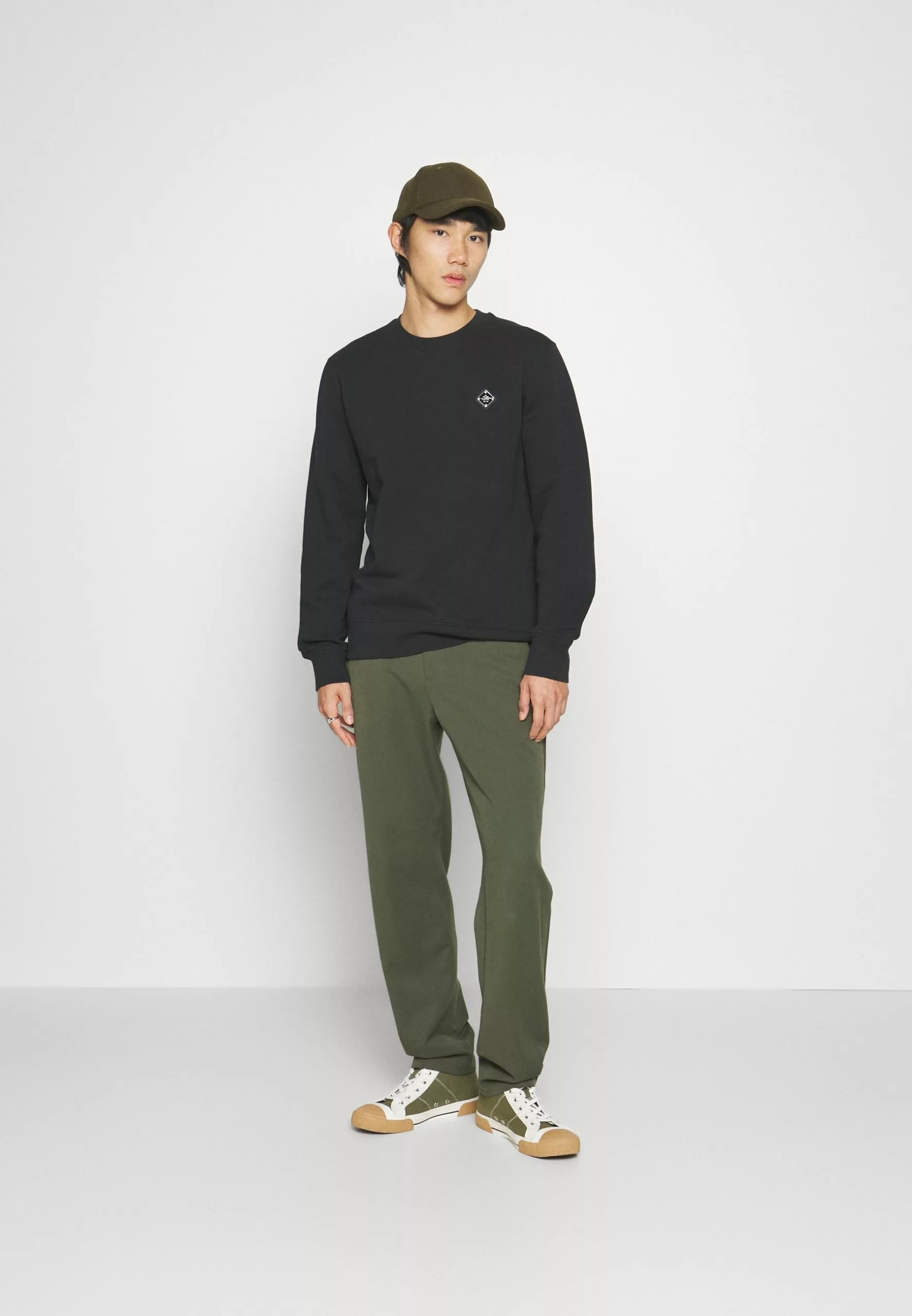 J.LINDEBERGTHROW PATCH C NECK - Sweatshirt - Black 4 J.LINDEBERGTHROW PATCH C NECK - Sweatshirt - Black - Bild 4