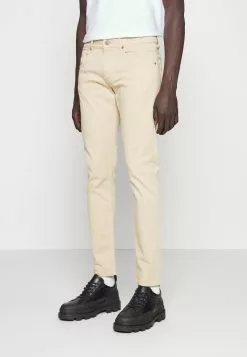 J.LINDEBERGJAY SOLID STRETCH - Jeans Slim Fit - Safari Beige 9 J.LINDEBERGJAY SOLID STRETCH - Jeans Slim Fit - Safari Beige -J.Lindeberg Affär 3edbd1fee5c741228144a971e5df0e6c