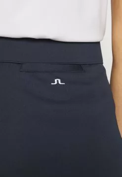 J.Lindeberg SportsAMELIE MID GOLF SKIRT - Sportkjol - Navy 9 J.Lindeberg SportsAMELIE MID GOLF SKIRT - Sportkjol - Navy -J.Lindeberg Affär 3fbf766c85534a2eb96cae9e7cb926ce