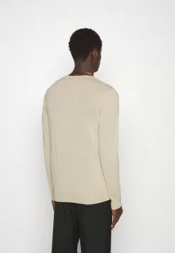 J.LINDEBERGLYLE LIGHT CREW NECK - Stickad Tröja - Safari Beige 10 J.LINDEBERGLYLE LIGHT CREW NECK - Stickad Tröja - Safari Beige -J.Lindeberg Affär 40c053c3caff42c6a1625c85d13349d5