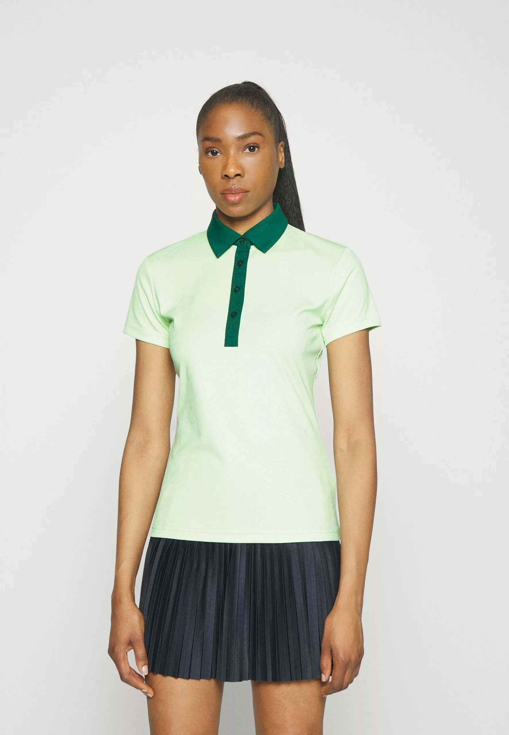 J.Lindeberg SportsHENRIETTA DEBOSSED - Piké - Patina Green 1 J.Lindeberg SportsHENRIETTA DEBOSSED - Piké - Patina Green