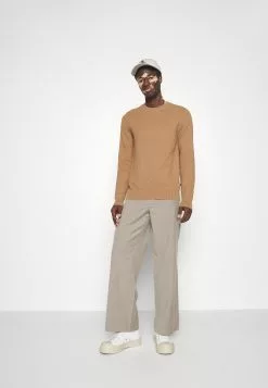 J.LINDEBERGARCHER STRUCTURE - Stickad Tröja - Chipmunk 11 J.LINDEBERGARCHER STRUCTURE - Stickad Tröja - Chipmunk -J.Lindeberg Affär 4271a4852fbd48989fc447aad9ec14bd