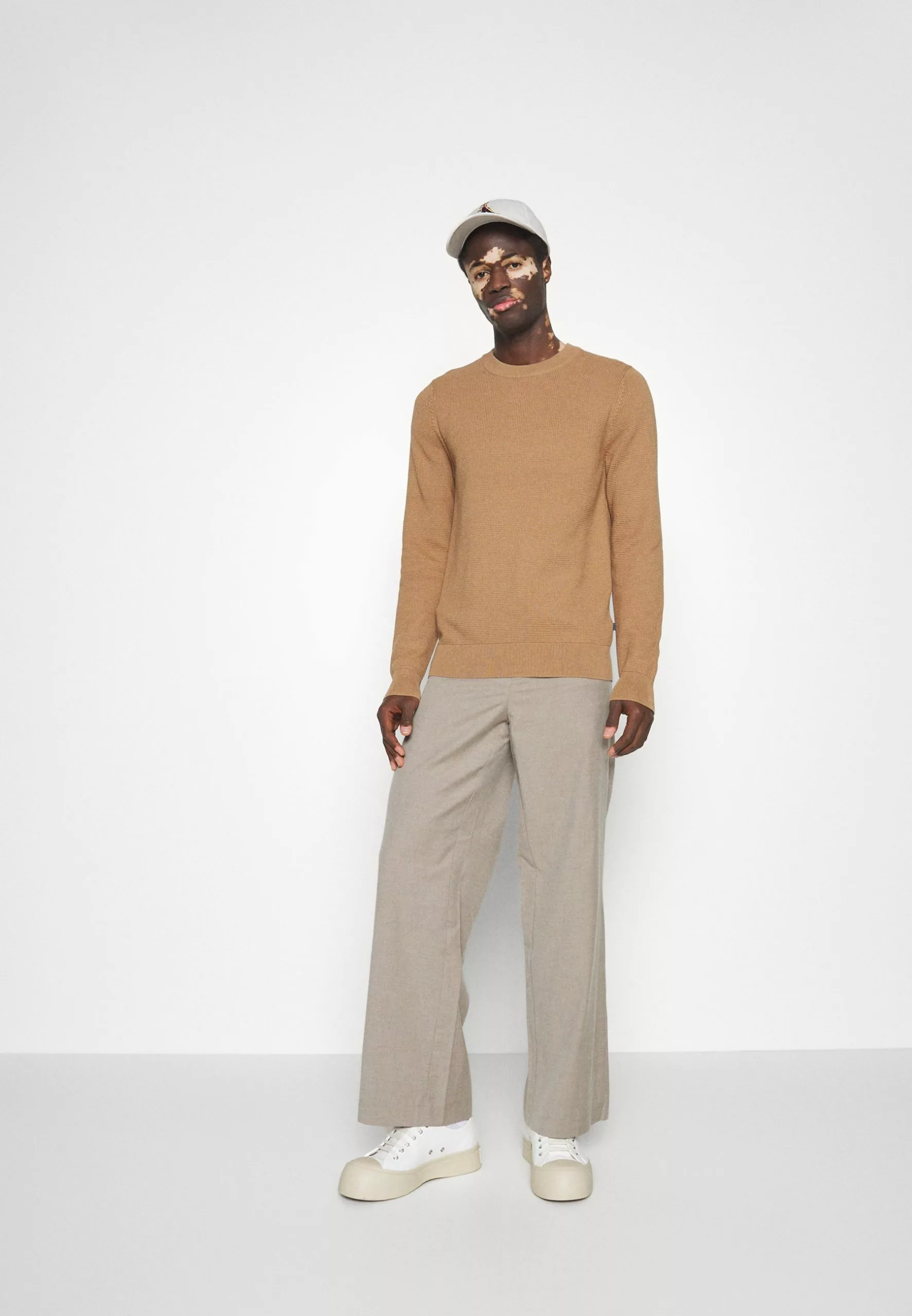 J.LINDEBERGARCHER STRUCTURE - Stickad Tröja - Chipmunk 5 J.LINDEBERGARCHER STRUCTURE - Stickad Tröja - Chipmunk - Bild 5