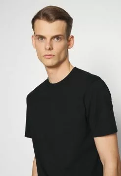 J.LINDEBERGSID - T-shirt - Bas - Black 9 J.LINDEBERGSID - T-shirt - Bas - Black -J.Lindeberg Affär 441da181c24a459498d28cabd9020c9e