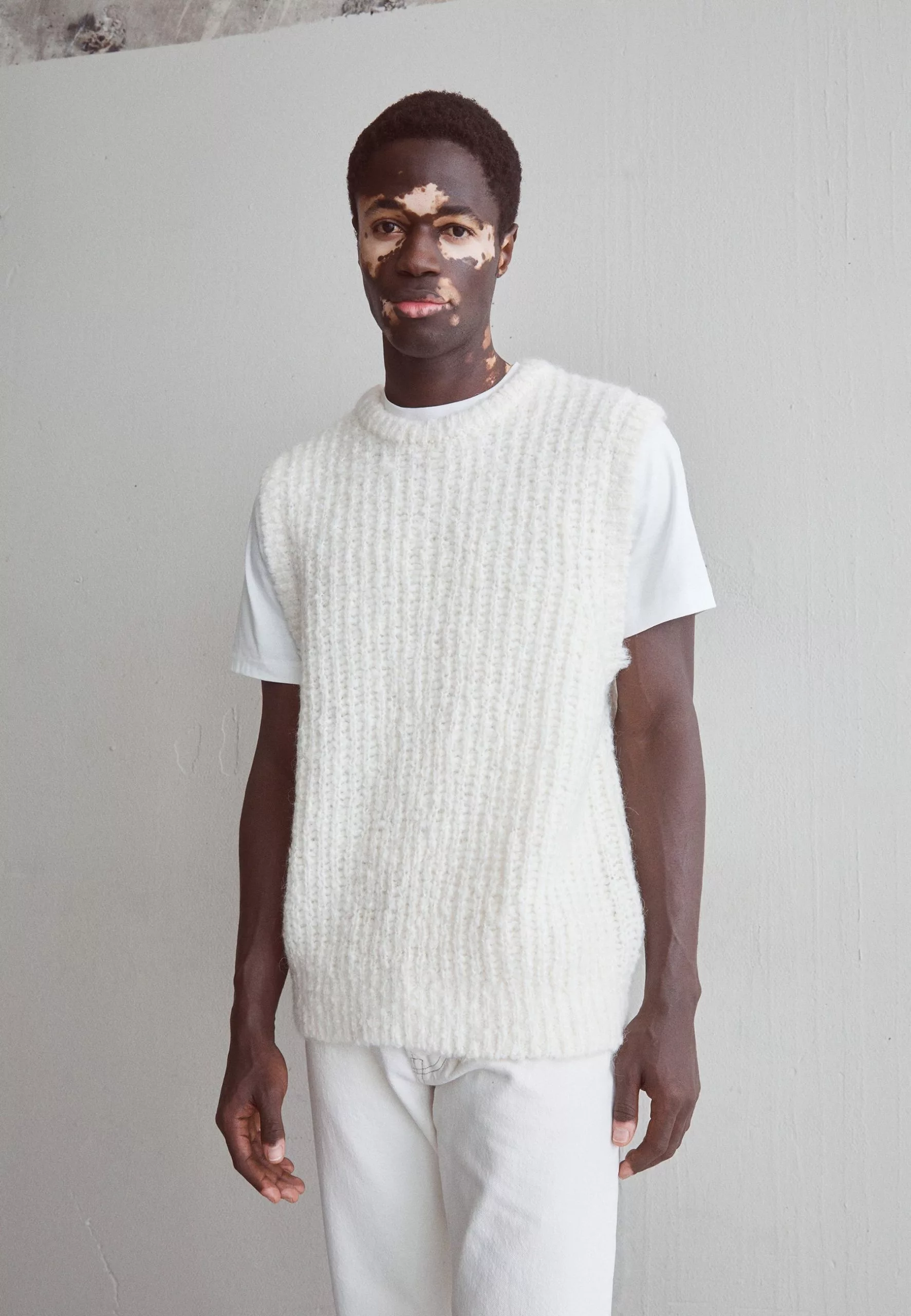 J.LINDEBERGALFONS SLIPOVER - Stickad Tröja - Cloud White 1 J.LINDEBERGALFONS SLIPOVER - Stickad Tröja - Cloud White