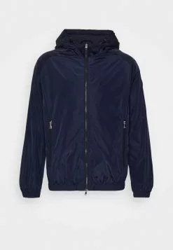 J.LINDEBERGTRACE SOLID JACKET - Tunn Jacka - Navy 14 J.LINDEBERGTRACE SOLID JACKET - Tunn Jacka - Navy -J.Lindeberg Affär 49636b7e79c1477db0532dd95cb35483