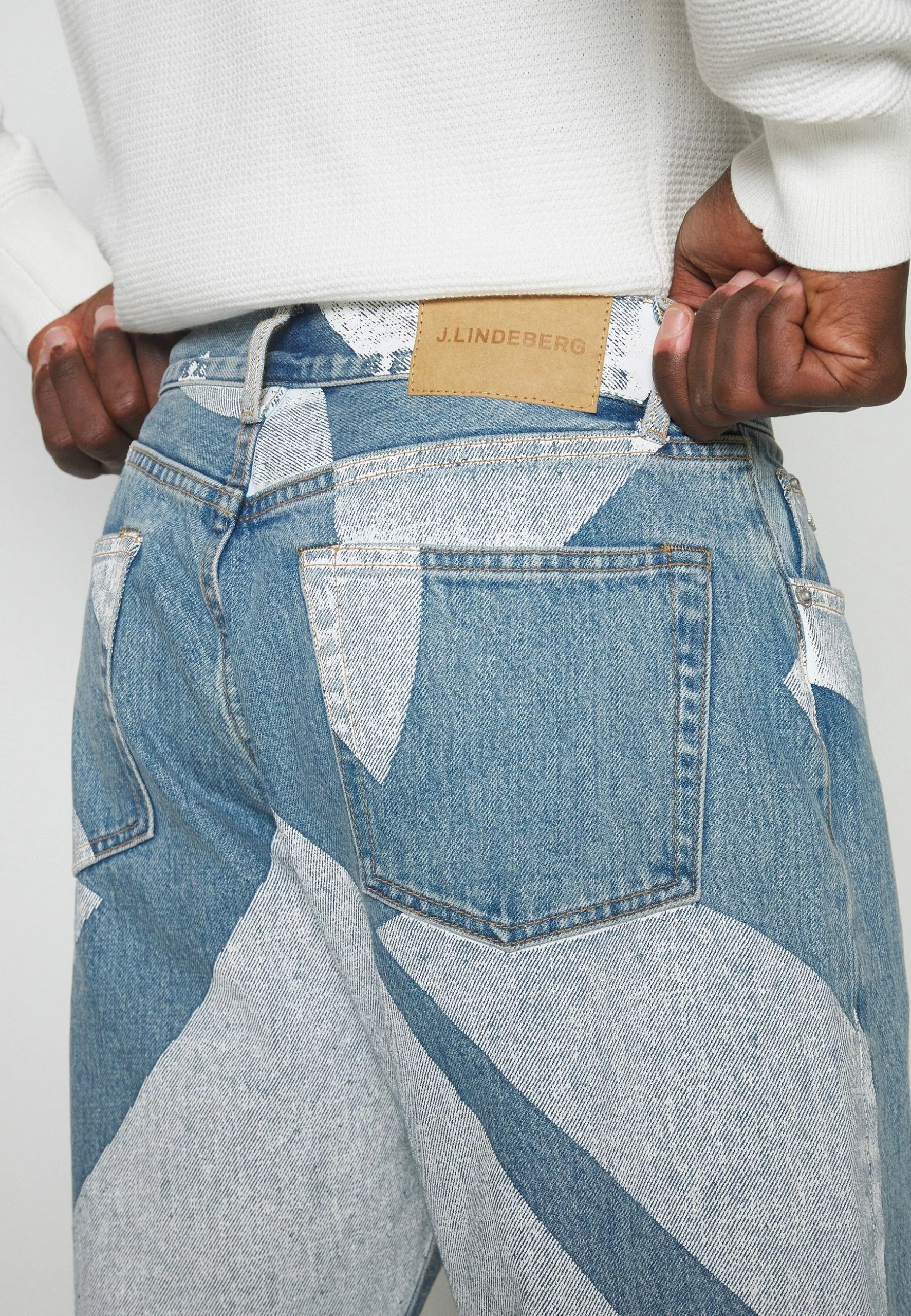 J.LINDEBERGJOHNNY DOT LOOSE - Jeans Relaxed Fit - Light Blue 8 J.LINDEBERGJOHNNY DOT LOOSE - Jeans Relaxed Fit - Light Blue - Bild 8