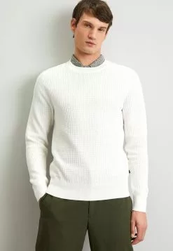 J.LINDEBERGARTHUR - Stickad Tröja - Cloud White