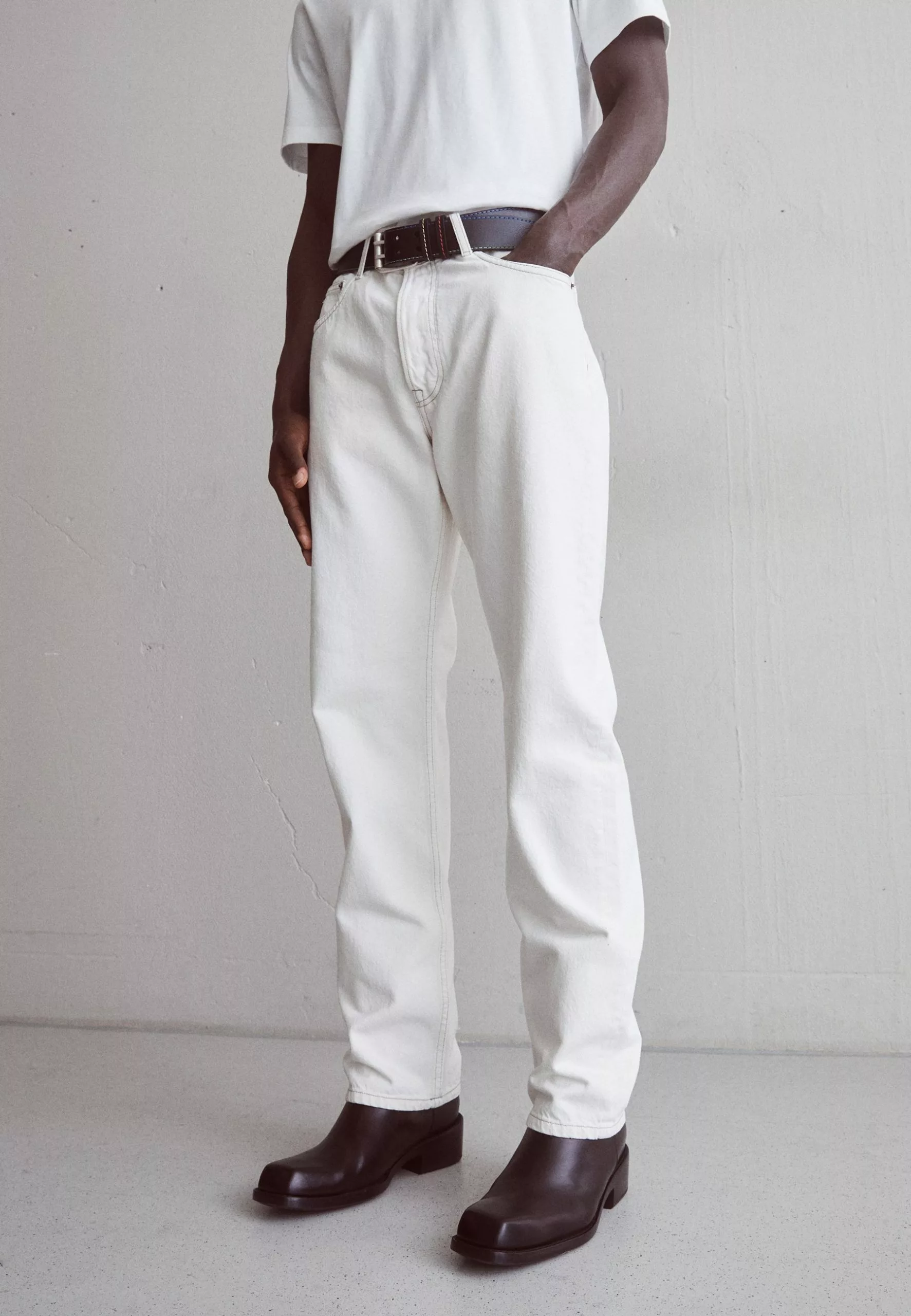 J.LINDEBERGJOHNNY LOOSE JEANS - Jeans Relaxed Fit - White 1 J.LINDEBERGJOHNNY LOOSE JEANS - Jeans Relaxed Fit - White