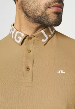 J.Lindeberg SportsGUS REGULAR - Piké - Tiger Brown 13 J.Lindeberg SportsGUS REGULAR - Piké - Tiger Brown -J.Lindeberg Affär 5a44490f61484f82a4ddee8b1e0bc097