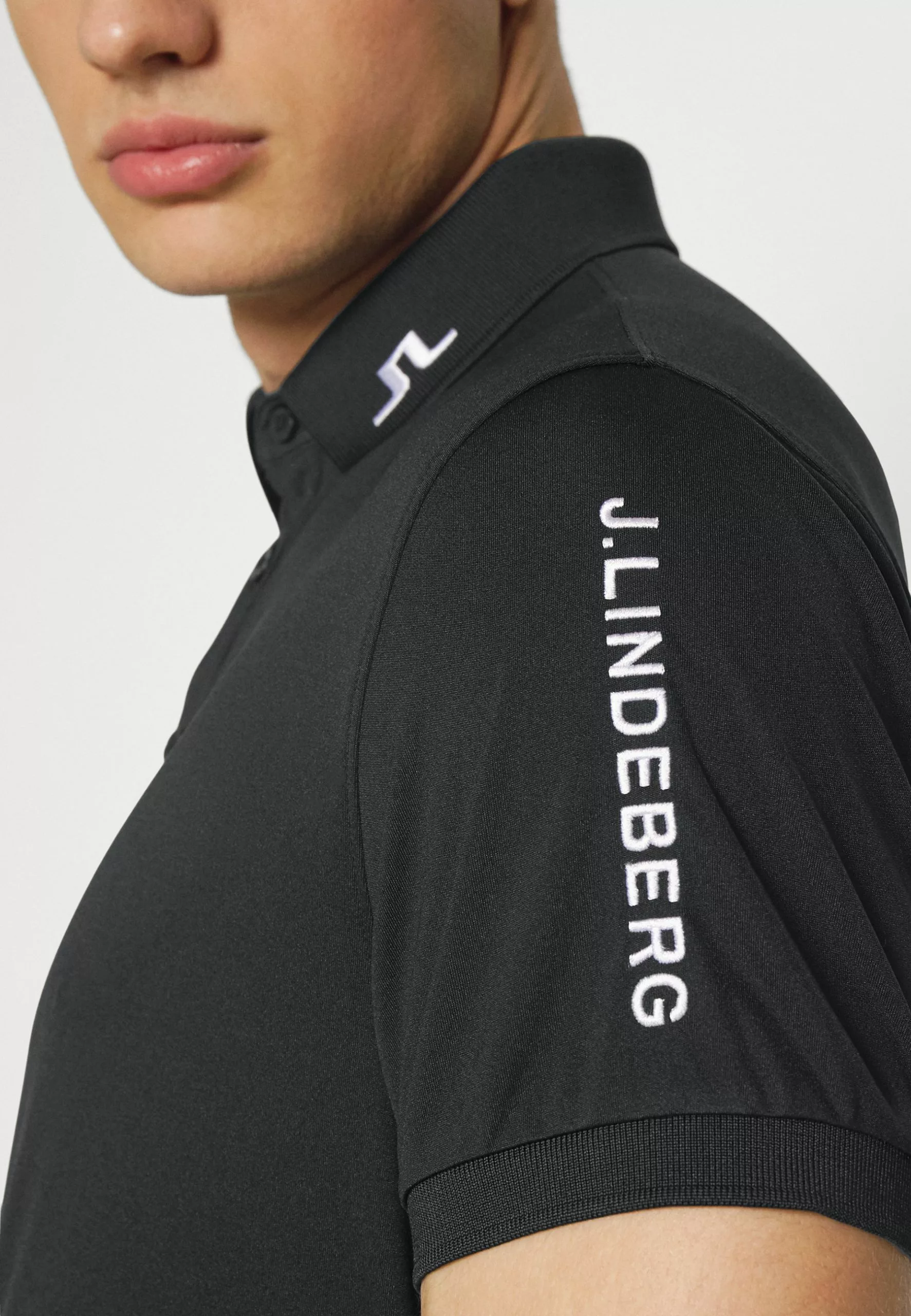 J.Lindeberg SportsTOUR TECH FIT GOLF - T-shirt Till Träning - Black 6 J.Lindeberg SportsTOUR TECH FIT GOLF - T-shirt Till Träning - Black - Bild 6