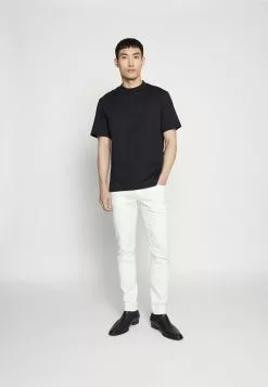 J.LINDEBERGACE MOCK NECK - T-shirt - Bas - Black 11 J.LINDEBERGACE MOCK NECK - T-shirt - Bas - Black -J.Lindeberg Affär 6d2e405569c548758f31cee13aed2603