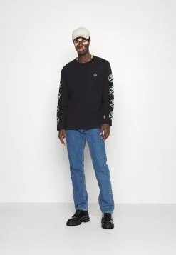 J.LINDEBERGCAMILO GRAPHIC - Långärmad Tröja - Black 12 J.LINDEBERGCAMILO GRAPHIC - Långärmad Tröja - Black -J.Lindeberg Affär 70943d89f54d426ebf1afff203a7382c