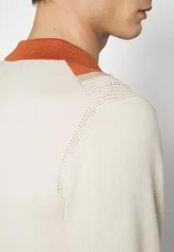 J.LINDEBERGREY - Piké - Safari Beige 13 J.LINDEBERGREY - Piké - Safari Beige -J.Lindeberg Affär 83cf9671e8b9470a9e4f54cf34b77dd2