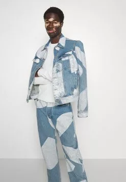 J.LINDEBERGJOHNNY DOT LOOSE - Jeans Relaxed Fit - Light Blue 13 J.LINDEBERGJOHNNY DOT LOOSE - Jeans Relaxed Fit - Light Blue -J.Lindeberg Affär 858c6c9a274a4395a0d58d88f85eb925