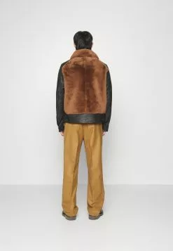 J.LINDEBERGGRIZZLY JACKET - Skinnjacka - Chipmunk 11 J.LINDEBERGGRIZZLY JACKET - Skinnjacka - Chipmunk -J.Lindeberg Affär 859cba8d6c7f4bc9a11a6dea67305b28