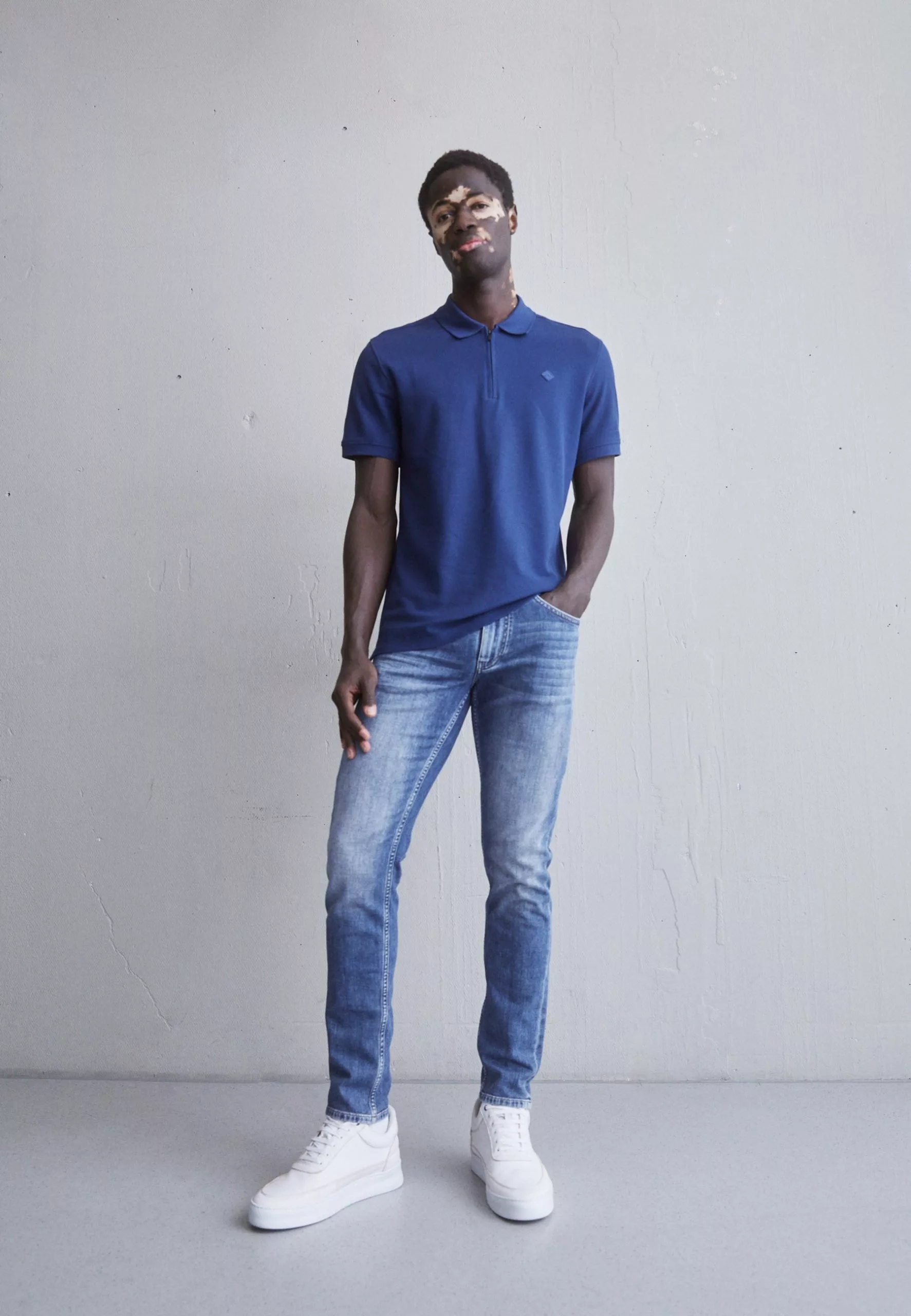 J.LINDEBERGARLO LOGO PATCH - Piké - Navy Peony 2 J.LINDEBERGARLO LOGO PATCH - Piké - Navy Peony - Bild 2