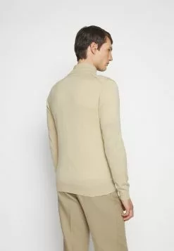 J.LINDEBERGKIYAN QUARTER ZIP - Stickad Tröja - Safari Beige 11 J.LINDEBERGKIYAN QUARTER ZIP - Stickad Tröja - Safari Beige -J.Lindeberg Affär 8a2b514ee78f4eb0a53fe46d105287e3
