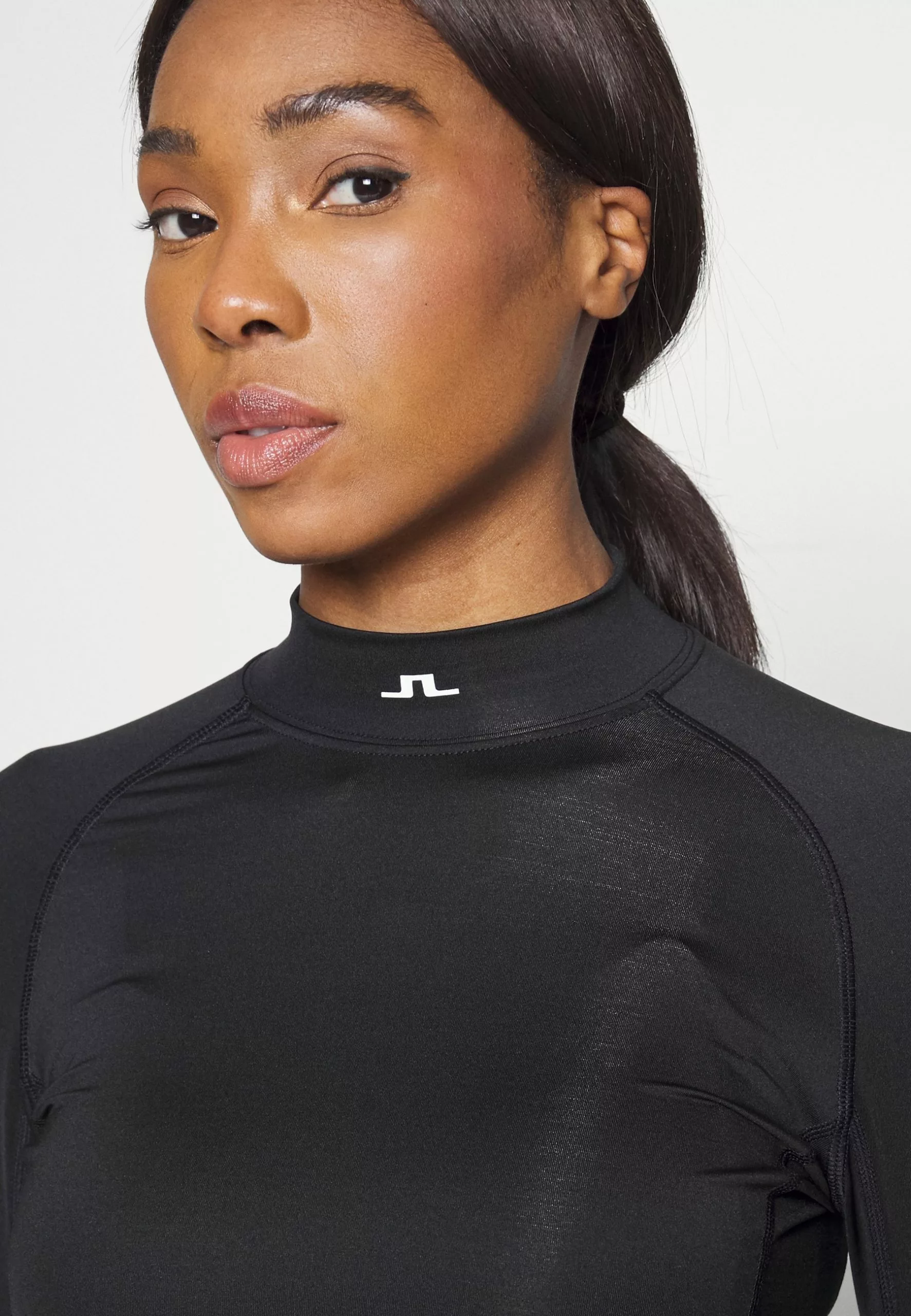 J.Lindeberg SportsASA SOFT COMPRESSION - T-shirt Till Träning - Black 4 J.Lindeberg SportsASA SOFT COMPRESSION - T-shirt Till Träning - Black - Bild 4