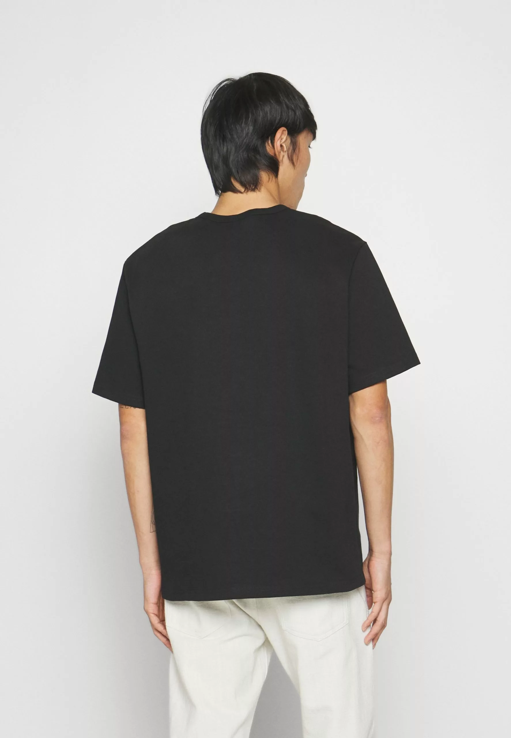 J.LINDEBERGCAMILO GRAPHIC TEE - T-shirt Med Print - Black 4 J.LINDEBERGCAMILO GRAPHIC TEE - T-shirt Med Print - Black - Bild 4