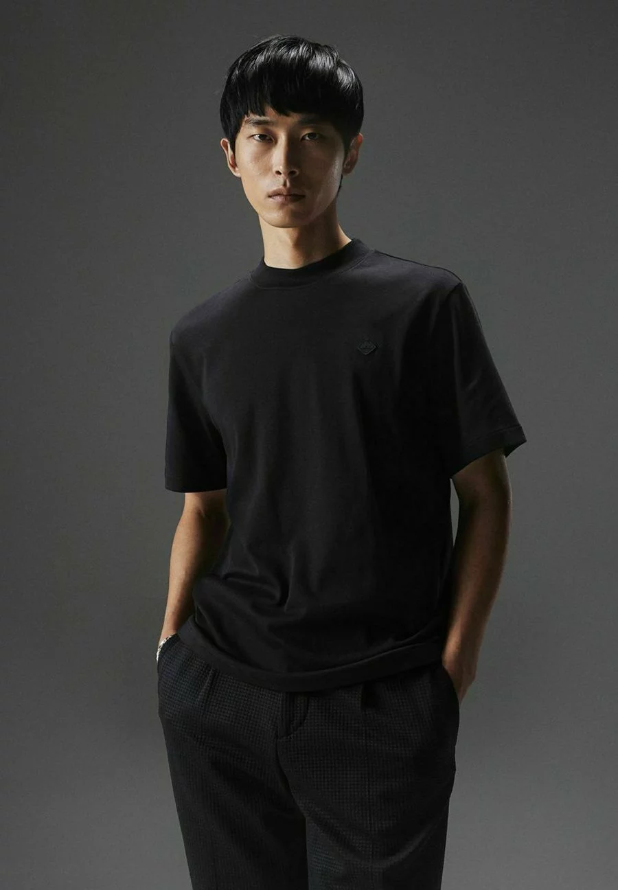 J.LINDEBERGADAN PATCH MOCK NECK - T-shirt - Bas - Black 2 J.LINDEBERGADAN PATCH MOCK NECK - T-shirt - Bas - Black - Bild 2