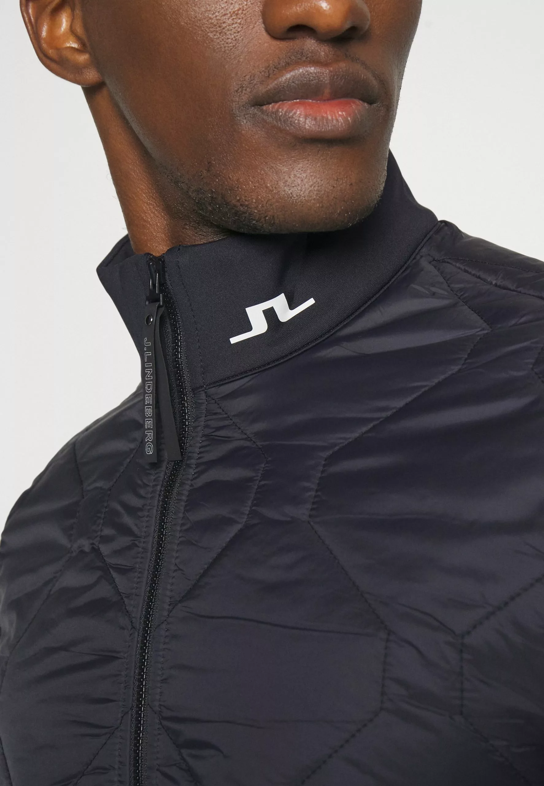 J.Lindeberg SportsQUILT HYBRID JACKET - Träningsjacka - Black 5 J.Lindeberg SportsQUILT HYBRID JACKET - Träningsjacka - Black - Bild 5