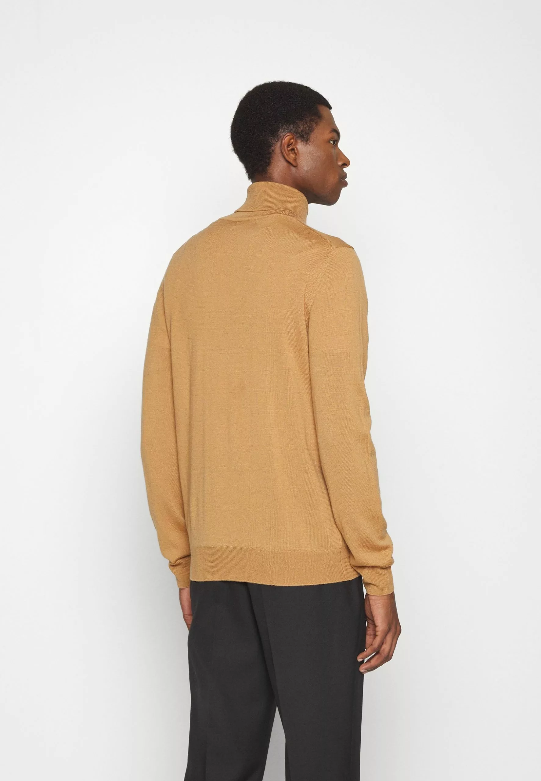 J.LINDEBERGTURTLENECK - Stickad Tröja - Chipmunk 4 J.LINDEBERGTURTLENECK - Stickad Tröja - Chipmunk - Bild 4