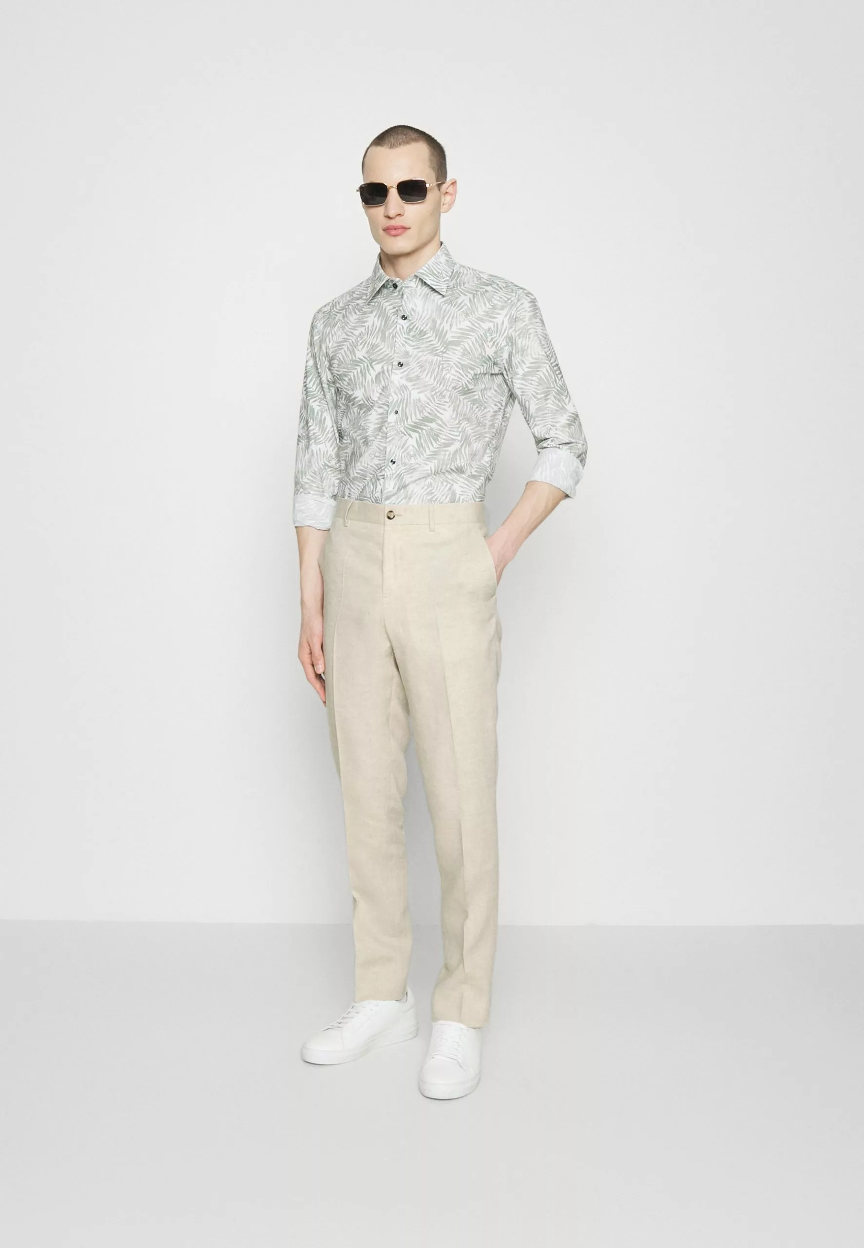 J.LINDEBERGLEO PANTS - Kostymbyxor - Safari Beige 2 J.LINDEBERGLEO PANTS - Kostymbyxor - Safari Beige - Bild 2