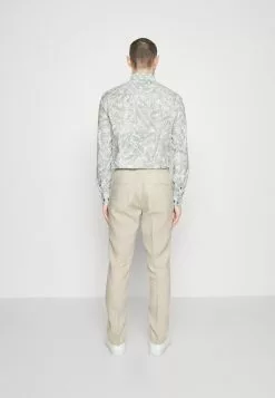 J.LINDEBERGLEO PANTS - Kostymbyxor - Safari Beige 8 J.LINDEBERGLEO PANTS - Kostymbyxor - Safari Beige -J.Lindeberg Affär 9a2c7f96f13b4e6183ad7af5a9b4e64d