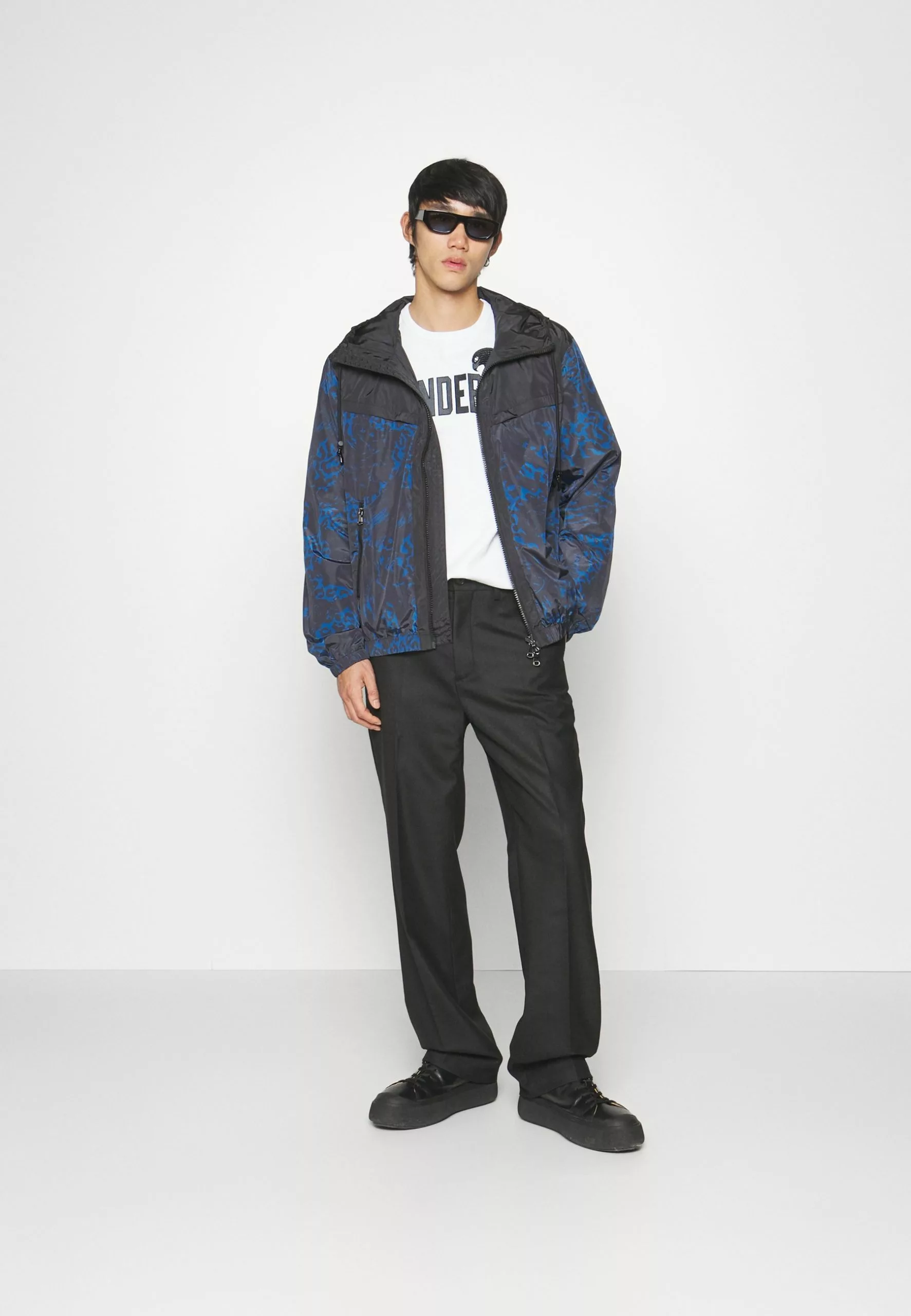 J.LINDEBERGSTEWIE - Tunn Jacka - Navy Peony 5 J.LINDEBERGSTEWIE - Tunn Jacka - Navy Peony - Bild 5