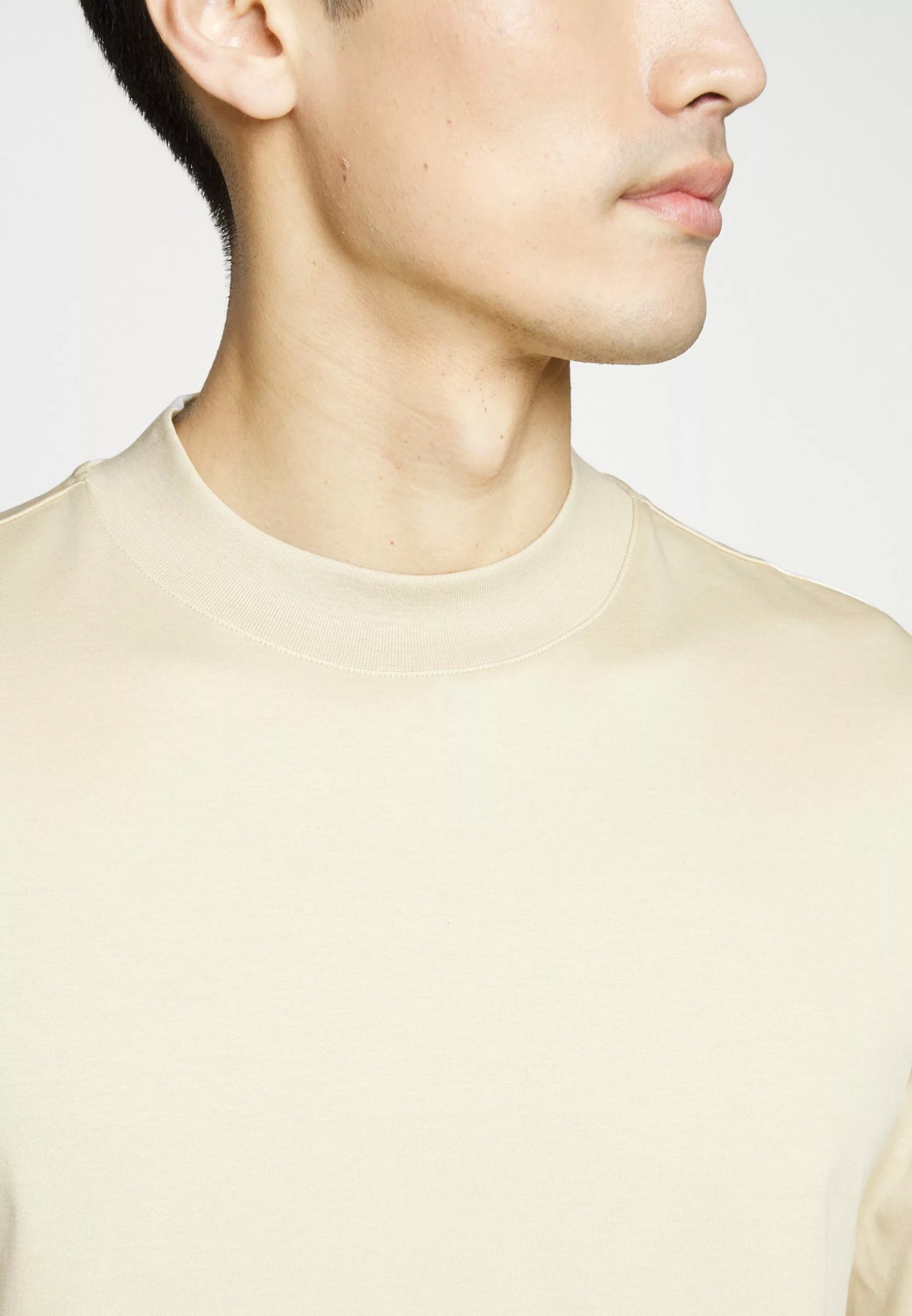 J.LINDEBERGACE MOCK NECK - T-shirt - Bas - Safari Beige 6 J.LINDEBERGACE MOCK NECK - T-shirt - Bas - Safari Beige - Bild 6