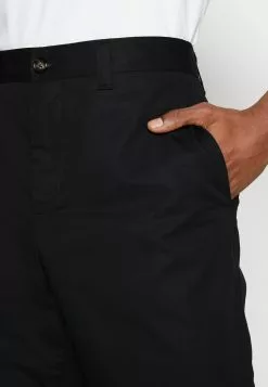 J.LINDEBERGDROPPER LIGHT PANTS - Tygbyxor - Black 9 J.LINDEBERGDROPPER LIGHT PANTS - Tygbyxor - Black -J.Lindeberg Affär a2dd2c67f81245938397d2da6ebecaa4