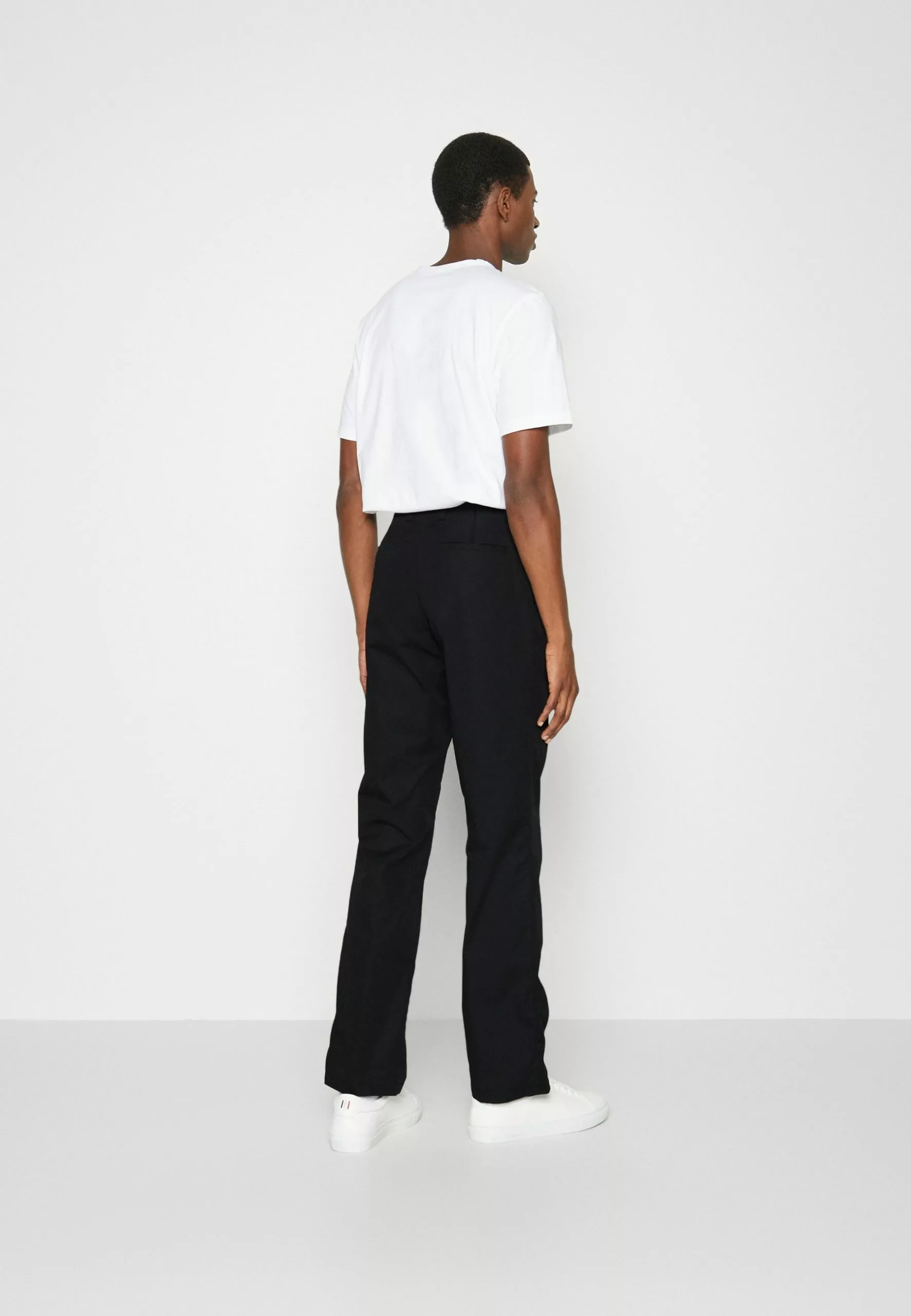 J.LINDEBERGDROPPER LIGHT PANTS - Tygbyxor - Black 3 J.LINDEBERGDROPPER LIGHT PANTS - Tygbyxor - Black - Bild 3